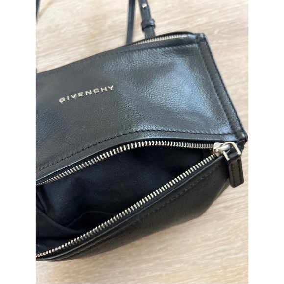 Givenchy Mini Pandora in Black Grained Leather - Picture 5 of 8